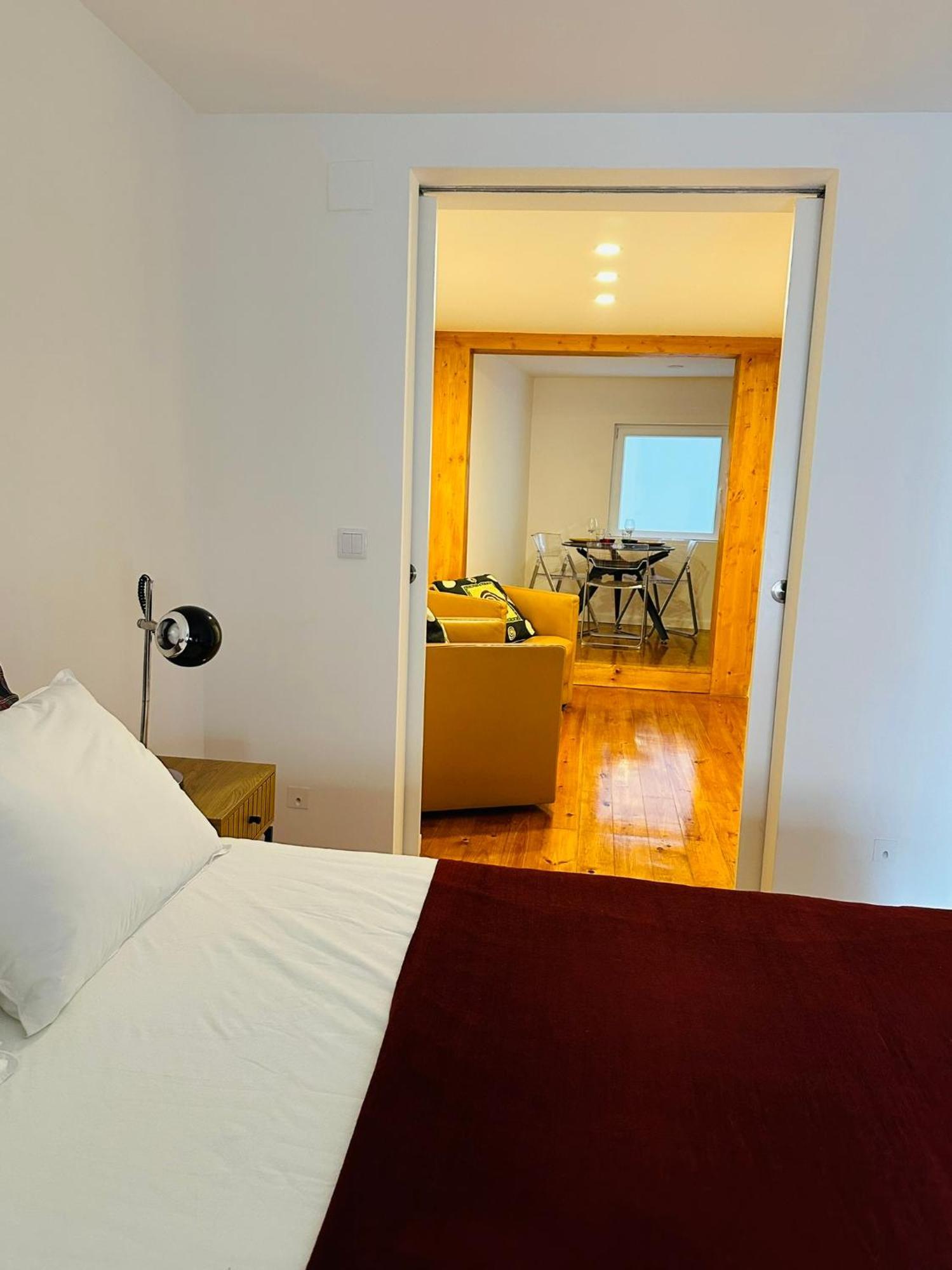 Castle Cozy Apartment ลิสบอน ภายนอก รูปภาพ
